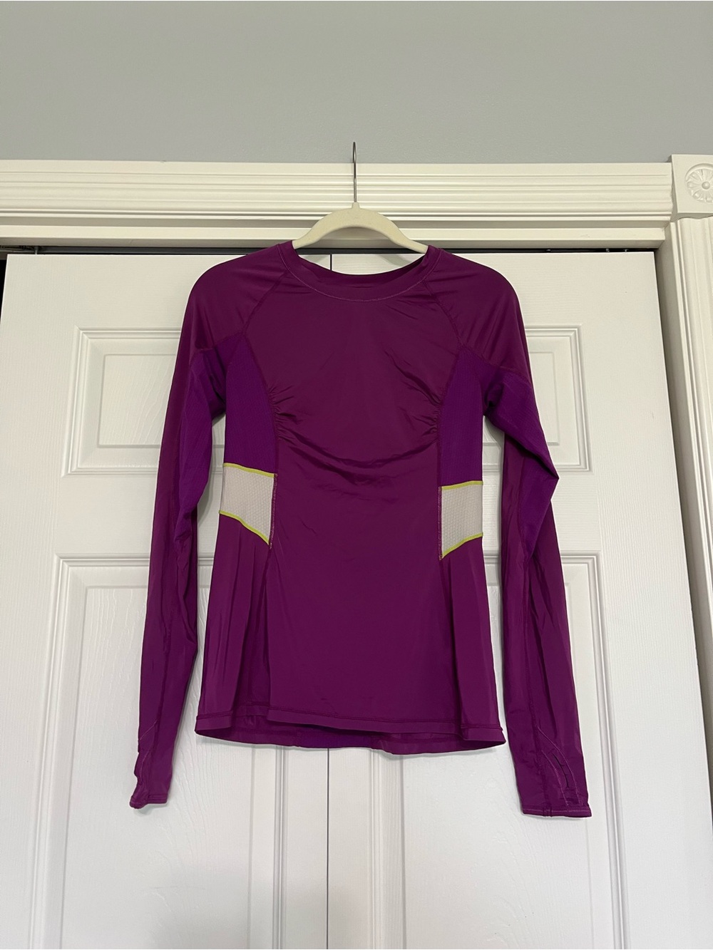 Purple Women's Lululemon Long-Sleeve Athletic Top